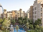 4 bedrooms Apartment in Umm Suqeim, UAE No. 3682 - Image 2