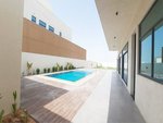7 bedrooms Villa in Abu Dhabi, UAE No. 37995 - Image 2