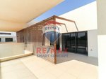 5 bedrooms Villa in Yas Island, UAE No. 38039 - Image 10
