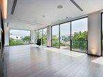 4 bedrooms Villa in Dubai, UAE No. 38087 - Image 2