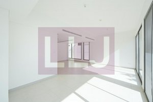 4 bedrooms Townhouse in Abu Dhabi, UAE No. 38401