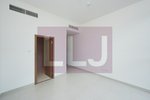 4 bedrooms Townhouse in Abu Dhabi, UAE No. 38401 - Image 2