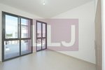 4 bedrooms Townhouse in Abu Dhabi, UAE No. 38401 - Image 3