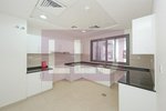 4 bedrooms Townhouse in Abu Dhabi, UAE No. 38401 - Image 15