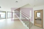 4 bedrooms Townhouse in Abu Dhabi, UAE No. 38401 - Image 18