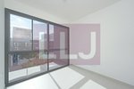 4 bedrooms Townhouse in Abu Dhabi, UAE No. 38401 - Image 19