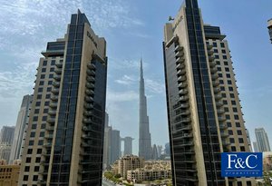 3 bedrooms Apartment in Downtown Dubai (Downtown Burj Dubai), UAE No. 386
