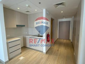 42.6m² Apartment in Yas Island, UAE No. 38924