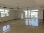 7 bedrooms Villa in Khalifa City, UAE No. 39110 - Image 2