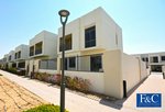4 bedrooms Townhouse in Town Square, UAE No. 393 - townhouse in Dubai