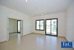 4 bedrooms Townhouse in Town Square, UAE No. 393 - Image 4