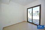 4 bedrooms Townhouse in Town Square, UAE No. 393 - Image 6
