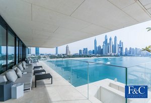 4 bedrooms Penthouse in Palm Jumeirah, UAE No. 397