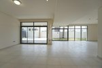 5 bedrooms Villa in Yas Island, UAE No. 40092 - Image 5