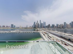 3 bedrooms Apartment in Dubai Harbour, UAE No. 4016