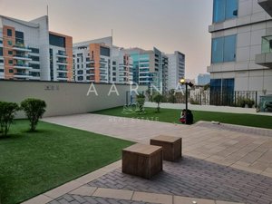 2 bedrooms Apartment in Dubai Land, UAE No. 40685