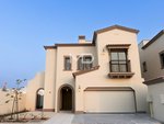 4 bedrooms Villa in Abu Dhabi, UAE No. 40779 - Image 13