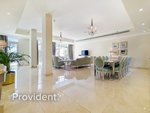 4 bedrooms Townhouse in Palm Jumeirah, UAE No. 4155 - Image 3