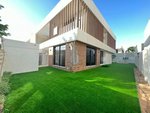 5 bedrooms Villa in Yas Island, UAE No. 41820 - villa in Dubai