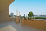 5 bedrooms Villa in Al Raha Beach, UAE No. 42050 - villa in Dubai
