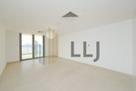 5 bedrooms Villa in Al Raha Beach, UAE No. 42050 - Image 9