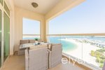2 bedrooms Apartment in Palm Jumeirah, UAE No. 42365 - Image 4