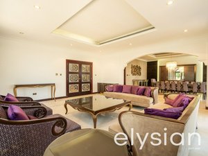 4 bedrooms Villa in Palm Jumeirah, UAE No. 42403