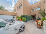 6 bedrooms Villa in Meadows, UAE No. 4265 - Image 10
