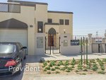 3 bedrooms Villa in Jumeirah Park, UAE No. 4270 - villa in Dubai