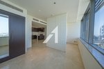 Studio in Dubai, UAE No. 42759 - Image 6