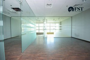 102.5m² Office in Business Bay, UAE No. 43004