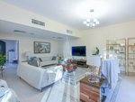 4 bedrooms Villa in Abu Dhabi, UAE No. 43307 - Image 7