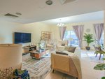 4 bedrooms Villa in Abu Dhabi, UAE No. 43307 - Image 8