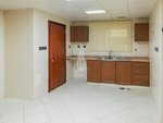 4 bedrooms Villa in Abu Dhabi, UAE No. 43307 - Image 13