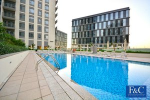 1 bedroom Apartment in Dubai Hills Estate, UAE No. 443