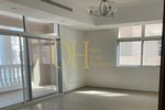 5 bedrooms Villa in Khalifa City, UAE No. 45064 - Image 9
