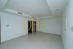 3 bedrooms Townhouse in Al Reem Island, UAE No. 45230 - Image 8