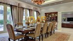 7 bedrooms Villa in Emirates Hills, UAE No. 4636 - Image 3