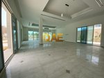 6 bedrooms Villa in The Marina, UAE No. 4713 - Image 7