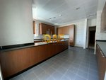 6 bedrooms Villa in The Marina, UAE No. 4713 - Image 13