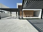 5 bedrooms Villa in Saadiyat Island, UAE No. 47156 - villa in Dubai