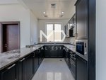 7 bedrooms Villa in Khalifa City, UAE No. 47562 - Image 8