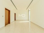 5 bedrooms Villa in Abu Dhabi, UAE No. 47579 - Image 9