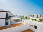 5 bedrooms Villa in Abu Dhabi, UAE No. 47579 - Image 12