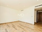 5 bedrooms Villa in Abu Dhabi, UAE No. 47579 - Image 22