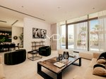 5 bedrooms Villa in Abu Dhabi, UAE No. 47580 - villa in Dubai