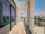 5 bedrooms Villa in Abu Dhabi, UAE No. 47580 - Image 10