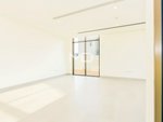 4 bedrooms Villa in Abu Dhabi, UAE No. 47583 - Image 6