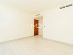 4 bedrooms Villa in Abu Dhabi, UAE No. 47583 - Image 14
