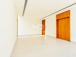 4 bedrooms Villa in Abu Dhabi, UAE No. 47583 - Image 19